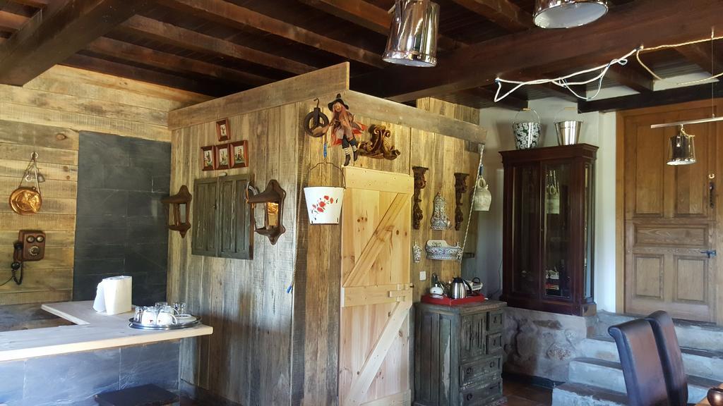 Mar Y Montana Guest House Ferrol Bagian luar foto