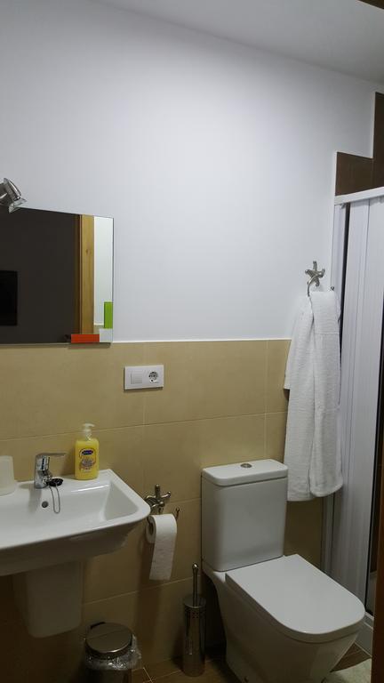 Mar Y Montana Guest House Ferrol Bagian luar foto