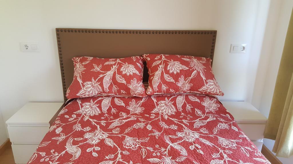 Mar Y Montana Guest House Ferrol Bagian luar foto